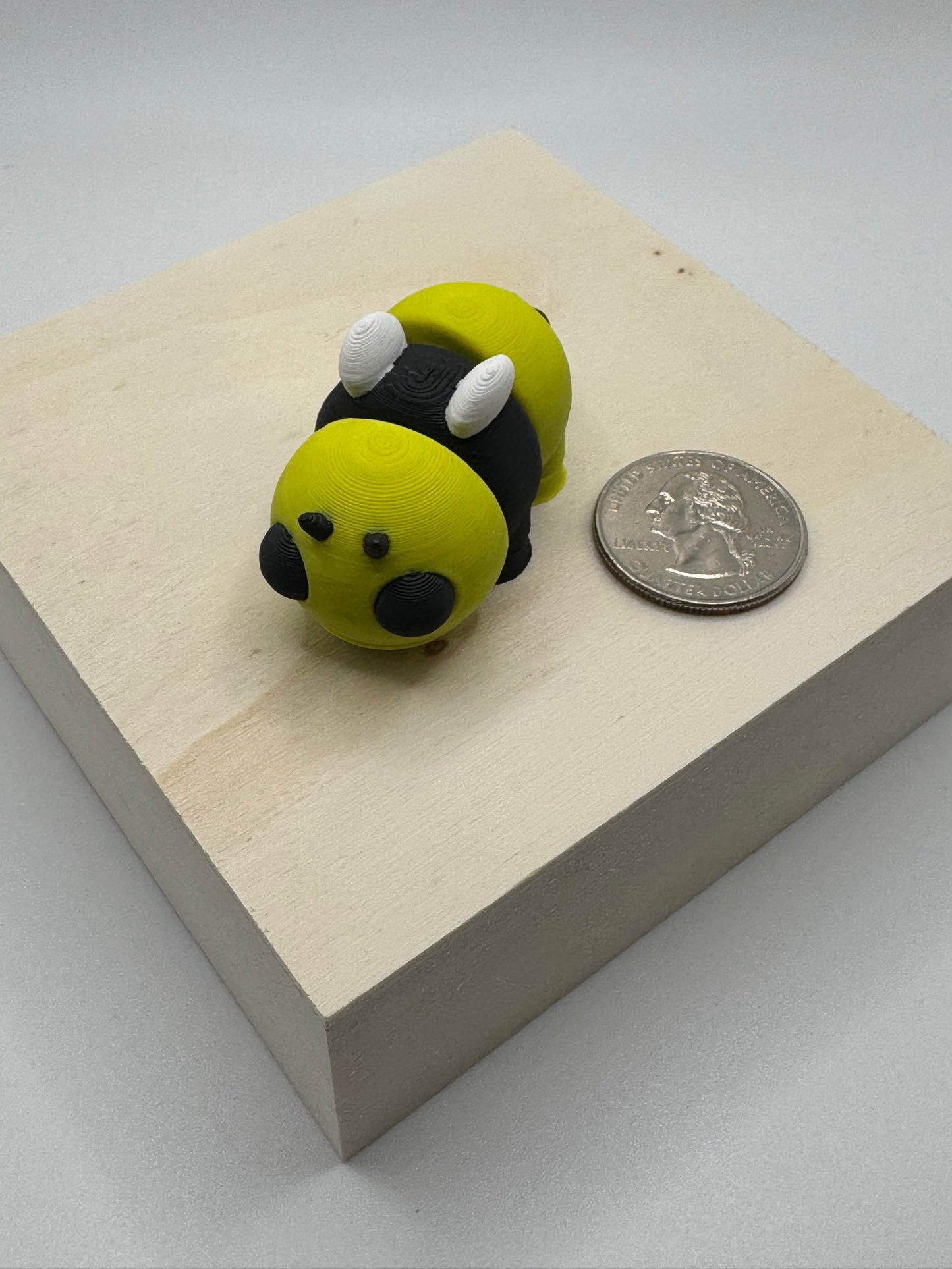 Cute Bumble Bee mini
